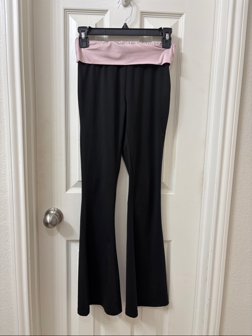 Fold-Over Waist Black Yoga Pants with Pink Waistband